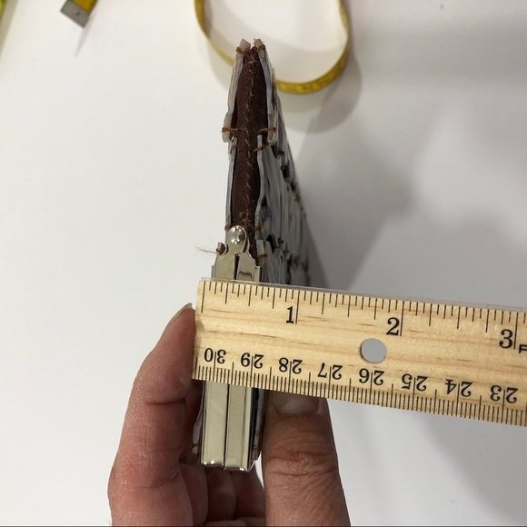 Mad Bags Shell Tile Clutch - Picture 7 of 7